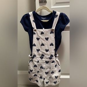Absolutely adorable Juicy Couture 2 piece navy + white overall set. Size 6X